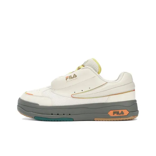 FILA Mix Устойчивые к истиранию Низкие Кроссовки для скейтбординга Мужские Экрю