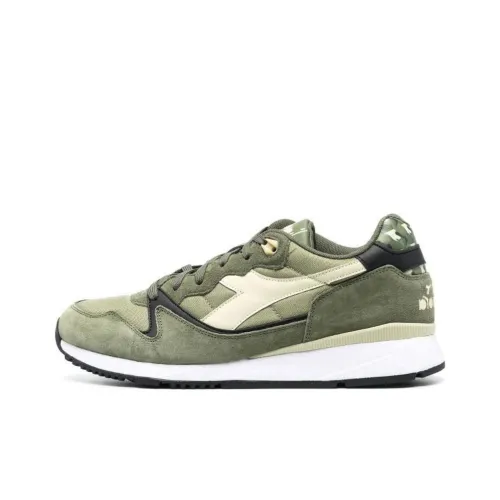 DIADORA V7000 Беговые кроссовки Низкий Топ Зеленый Мужской