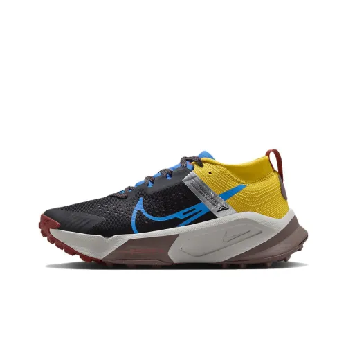 Nike ZoomX Zegama Trail Беговые кроссовки Низкий верх Черный Синий Желтый Женские