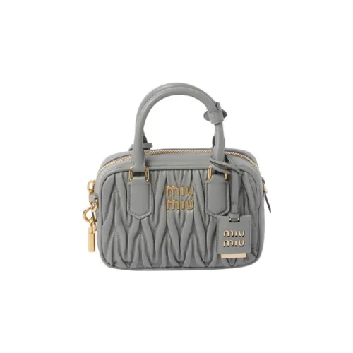 MIU MIU Matelassé Кожа Сумка через плечо Сумка Женская Светло-Серый