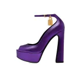 Фиолетовый