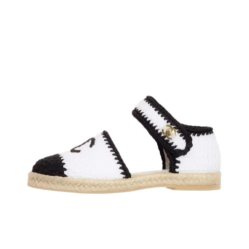 CHANEL Повседневная обувь Женская Черный Белый