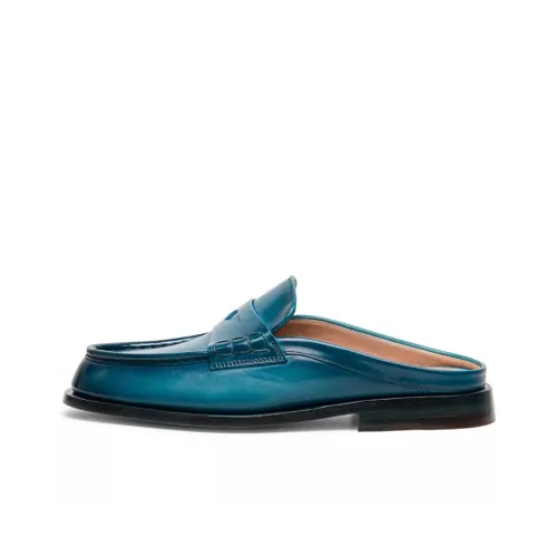 Santoni Домашние тапочки Женские