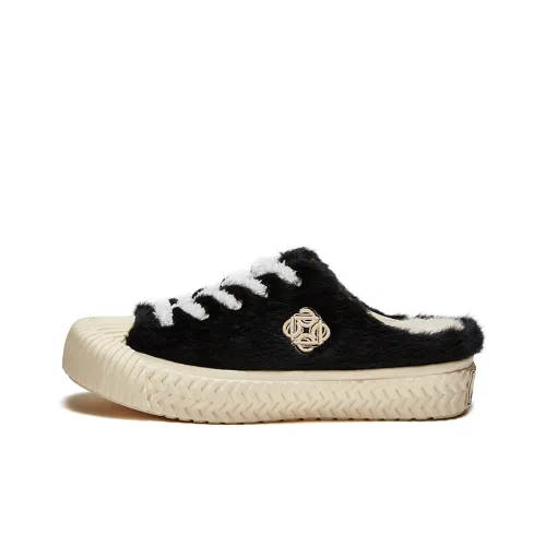 Excelsior Low-Top Canvas Shoes Classic Black Women's