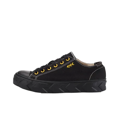 ISTEP Low-Top Canvas Shoes Black Women's