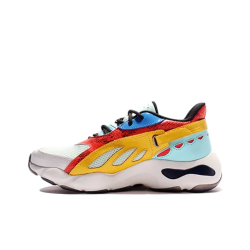 LiNing Butterfly Slip-resistant Abrasion-resistant Low-top Footwear Men's Red Yellow