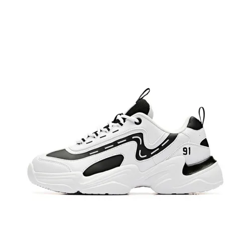 ANTA Life Collection Амортизирующие подошвы Устойчивые к истиранию Низкий топ Толстая подошва Женские Белый Черный