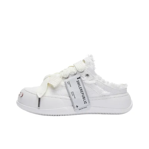 SMILEREPUBLIC Low-Top Canvas Shoes Women's
