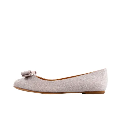 Ferragamo Женские повседневные туфли для женщин
