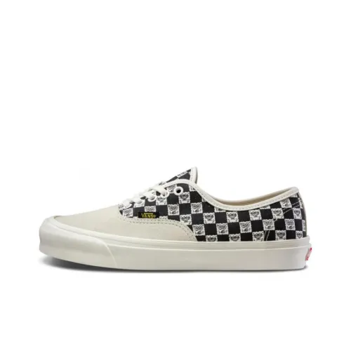 SPONGEBOB SQUAREPANTS x Vans Authentic Series Шахматный узор Низкие кеды Унисекс Черные