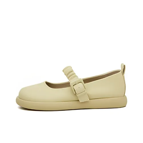 Daphne Женские повседневные туфли