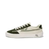 Бежевый, армейский зеленый.