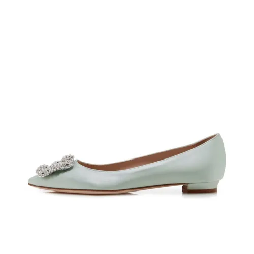 MANOLO BLAHNIK Туфли на плоской подошве Женские Светло-зеленый