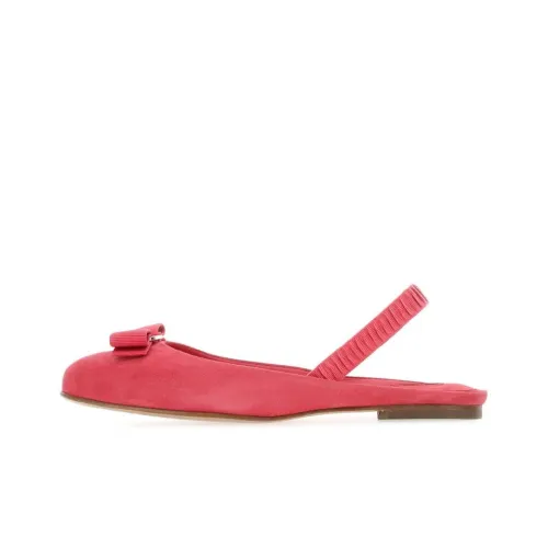 Ferragamo Туфли на плоской подошве Женские Розовые