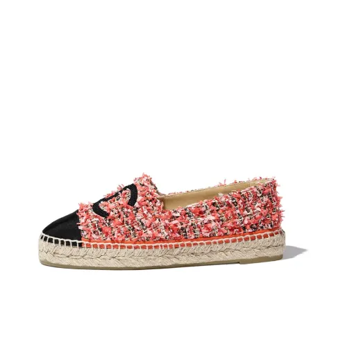 CHANEL Повседневная обувь Женская Черная Красная