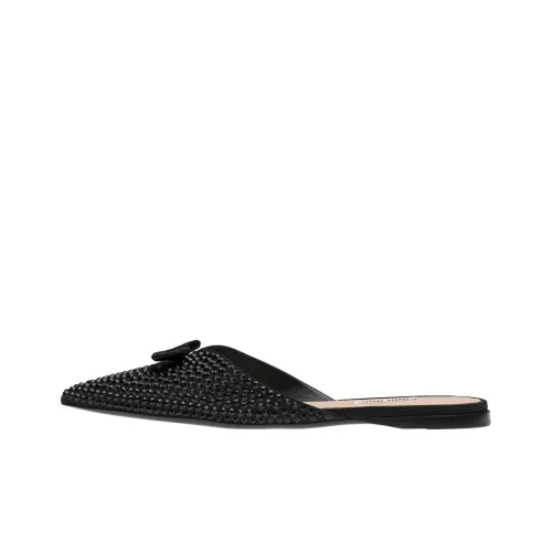 MIU MIU Домашние тапочки Женские Черные