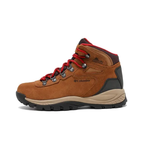 Columbia Street Wear MID Top Khaki Women's