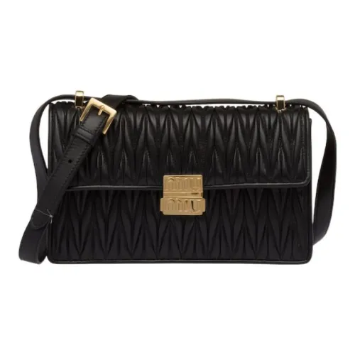 MIU MIU Matelassé Мягкий Овца Кожа Сумка через плечо Сумка на плечо Женская Черная