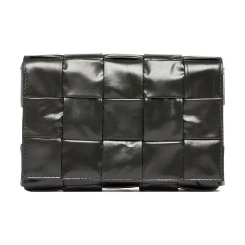Bottega Veneta CASSETTE Pillow Bag Сумки кросс-боди Мужские