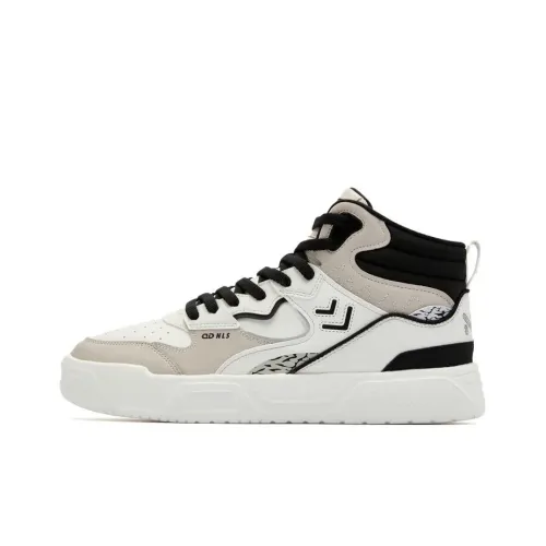 QIAODAN Термическая Увеличение Высота Высокие Кроссовки для Скейтбординга Мужские Береза Белый