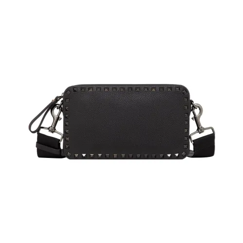 Valentino Rockstud Блестящий Телячья кожа Маленькая квадратная сумка Сумка через плечо Стандартная Мужская Черная