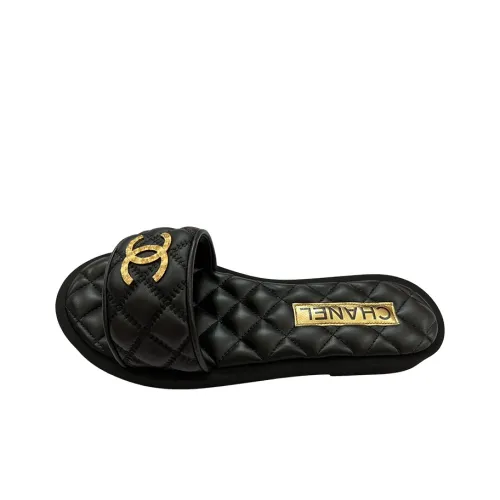CHANEL Слипоны Женские