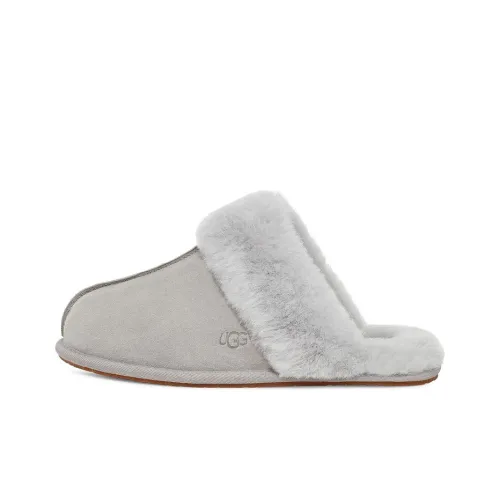 UGG Scuffettte II Повседневные Тапочки Женские Светло-Серые