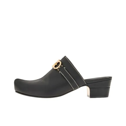 Ferragamo Домашние тапочки Женские