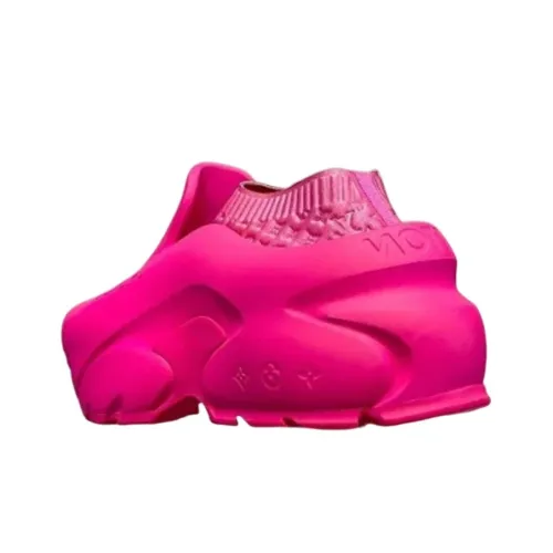 LOUIS VUITTON Shark Sabo Men's Pink