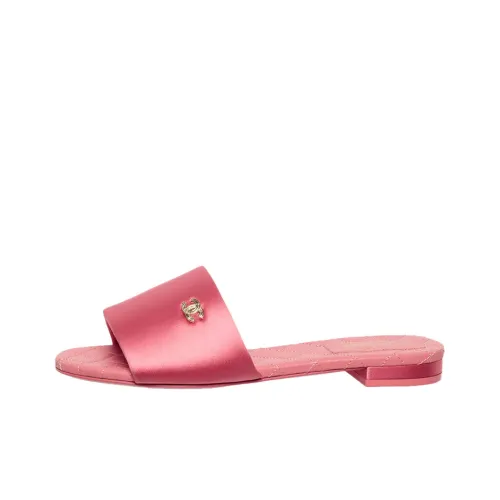 CHANEL Слипоны Женские