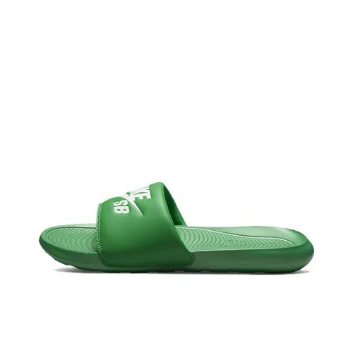 Nike VICTORI ONE SLIDE Тапочки Мужские