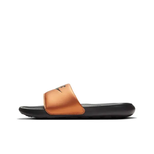 NIKE VICTORI ONE SLIDE Тапочки Женские