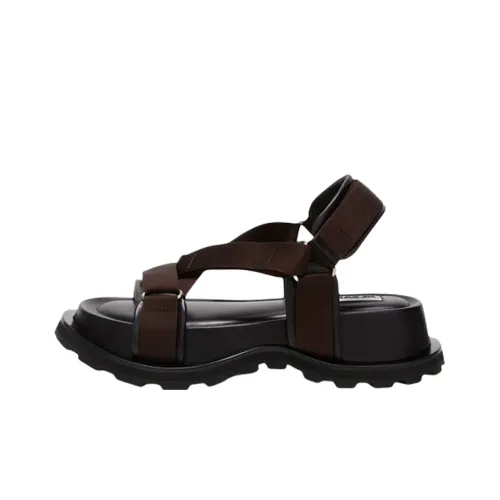 JIL SANDER Пляжные сандалии Женские Темно-коричневый