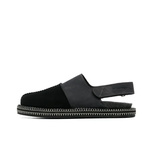 Jacquemus Женские повседневные туфли Женские