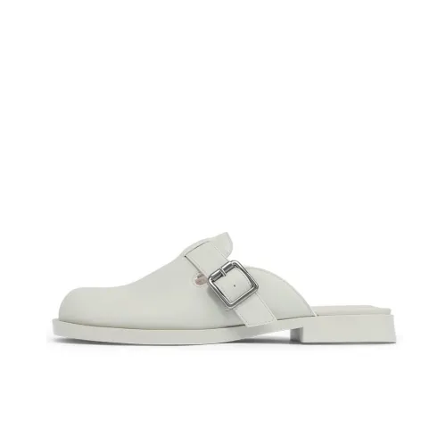 CHARLES&KEITH Домашние тапочки для женщин