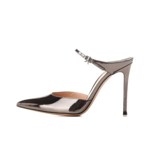 GIANVITO ROSSI Домашние тапочки Бежевые Женские