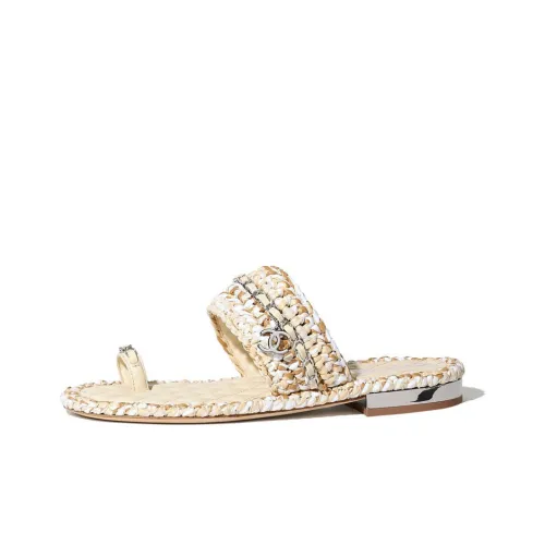 CHANEL Слипоны Женские Бежевые и Белые