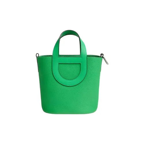 HERMES In The Loop Taurillon Clemence Bullhide с Swift Кожа Ведрообразная Сумка Женская Комикс Зеленый