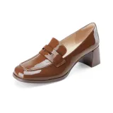 Коричневый