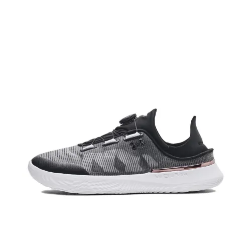 Under Armour SlipSpeed Беговые кроссовки Низкий Топ Черный Женский