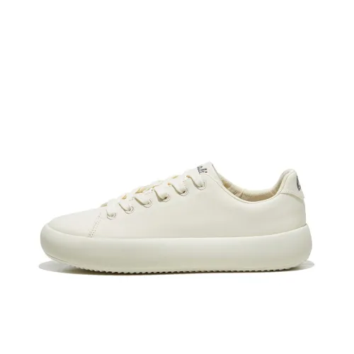 BLU MALI Canvas Shoes Low Top Ecru Unisex