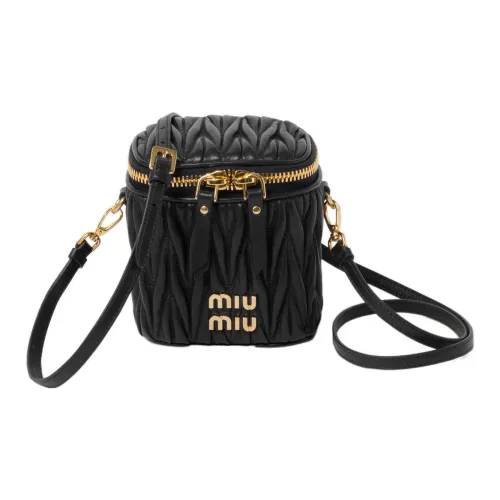 MIU MIU Сумки через плечо Женские