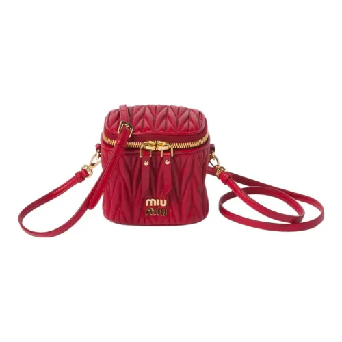 MIU MIU Сумки через плечо Женские