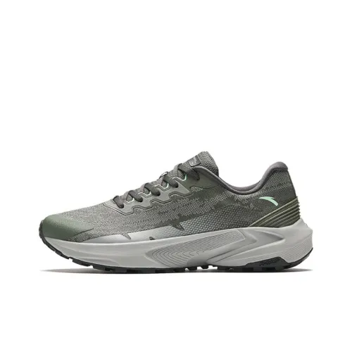 ANTA Qilian Slip-resistant Abrasion-resistant Low-top Trail Running Shoes Men's Asphalt Gray ANTA Qilian Противоскользящие Износостойкие Низкие Кроссовки для Беговых Трасс Мужские Асфальт Серый
