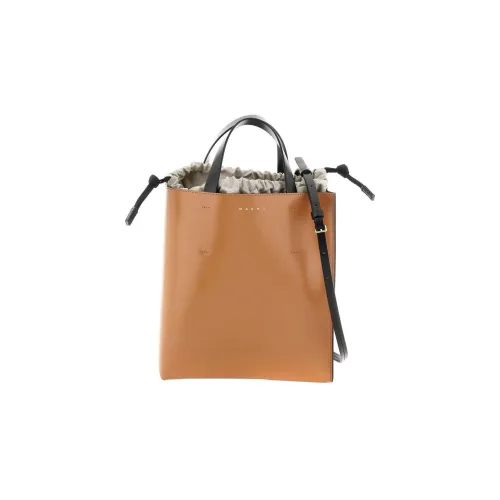 MARNI Museo Кожа Сумка через плечо Сумка Маленькая Женская Коричневая Черная