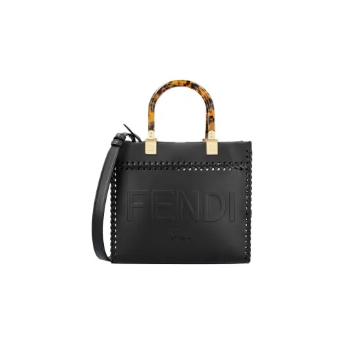 FENDI Сумка из коровьей кожи сумка через плечо стандартная женская черная