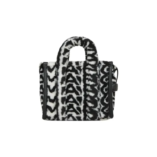 MARC JACOBS Коровья кожа Сумка Стандартная Женская Черная