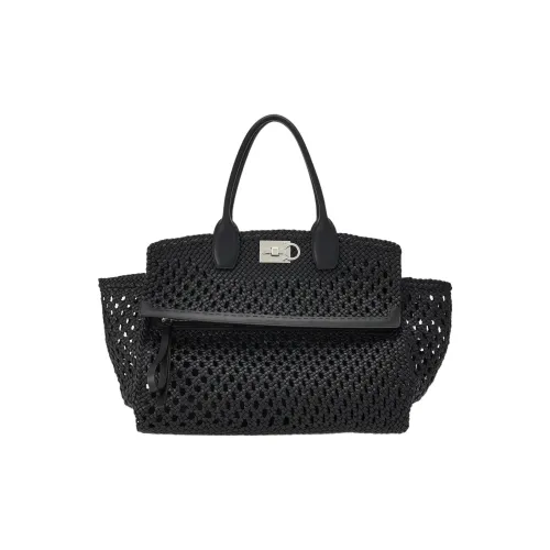 FERRAGAMO Studio Телячья кожа Сумка Extra Large Женская Черная