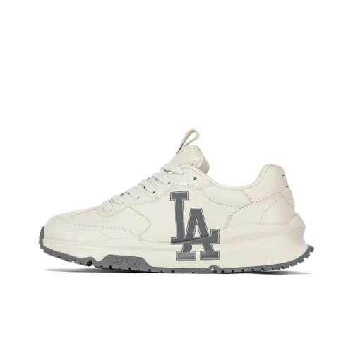 MLB Chunky Runner Basic Low Top Crepe Sneakers Unisex Beige