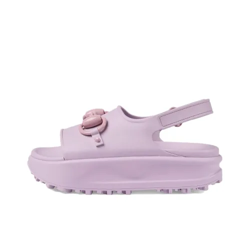 GUCCI Пляжные сандалии Женские Светло-розовые